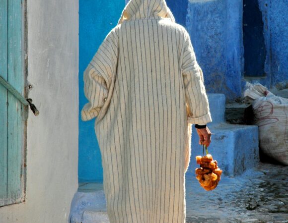The Moroccan Jellabah: A Timeless Symbol of Comfort and Tradition